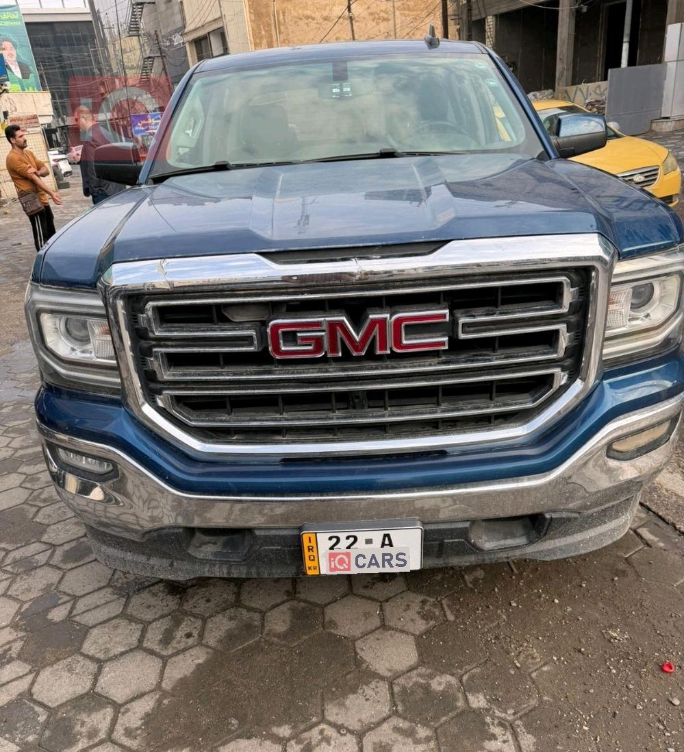 GMC Sierra